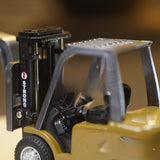 Alloy Remote Control Engineering Vehicle Can Be Mobile Phone Remote Control Car Model