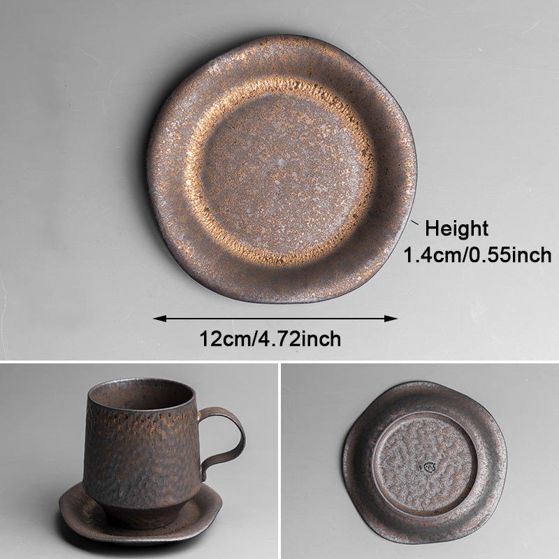 Household gilt cup